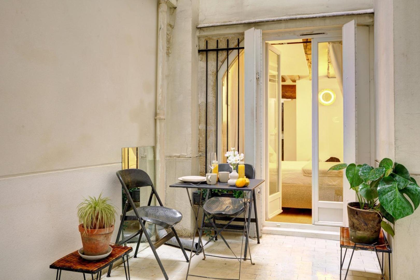 Marie Stuart Montorgueil Elegance Apartment