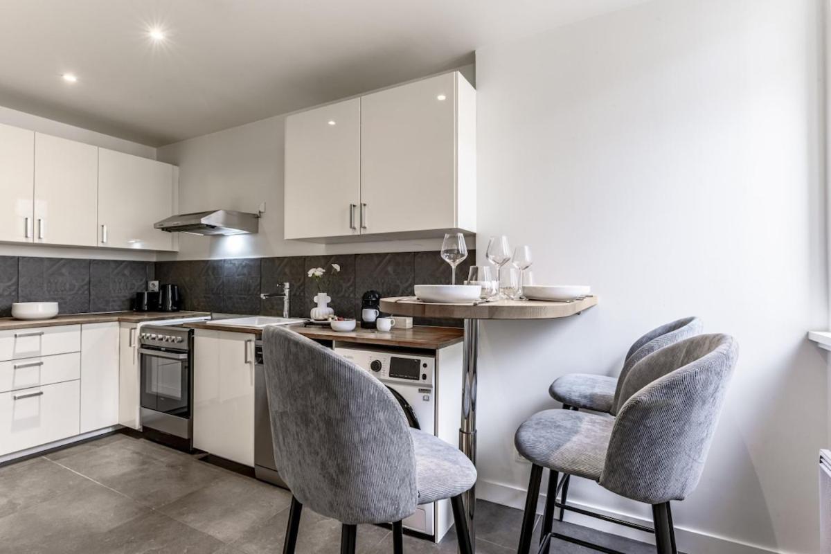 Amazing 4bedrooms Champs Elysees