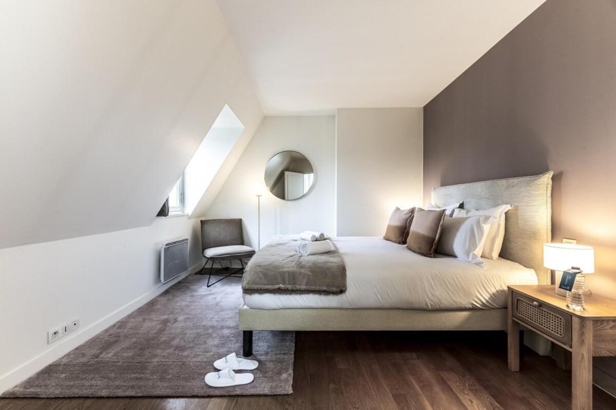 Amazing 4bedrooms Champs Elysees Apartment *