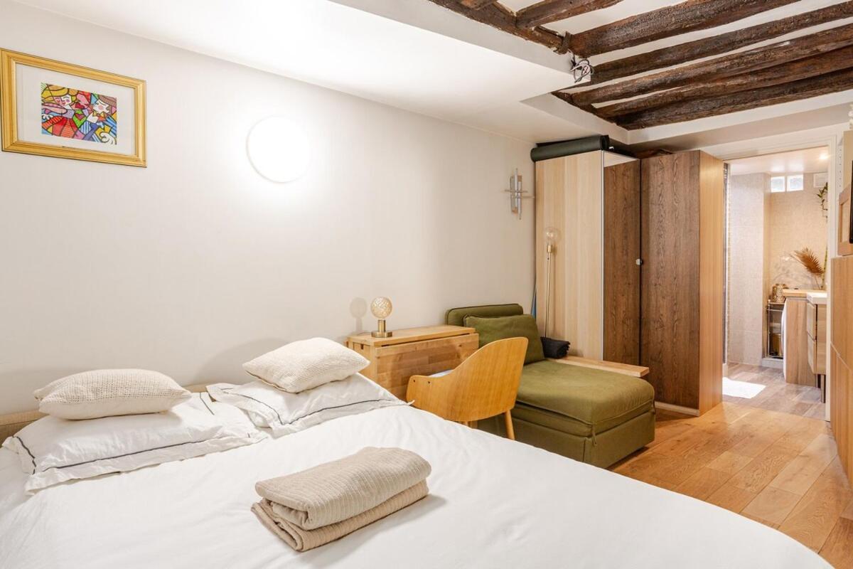 Petit Maison En Plein Coeur De 9eme *
