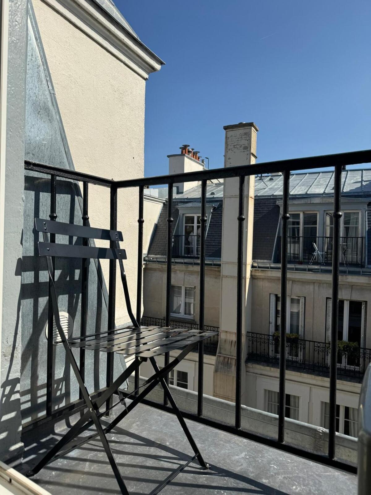 Trocadero Devant Le Metro Passy Apartment *
