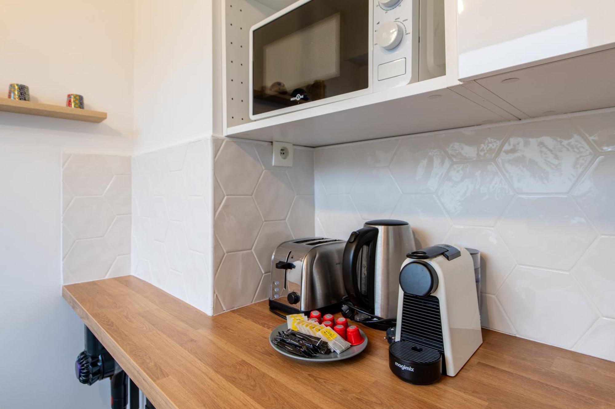 Apartment Amazing - Location Near The Metro, Modern Amenities And Style