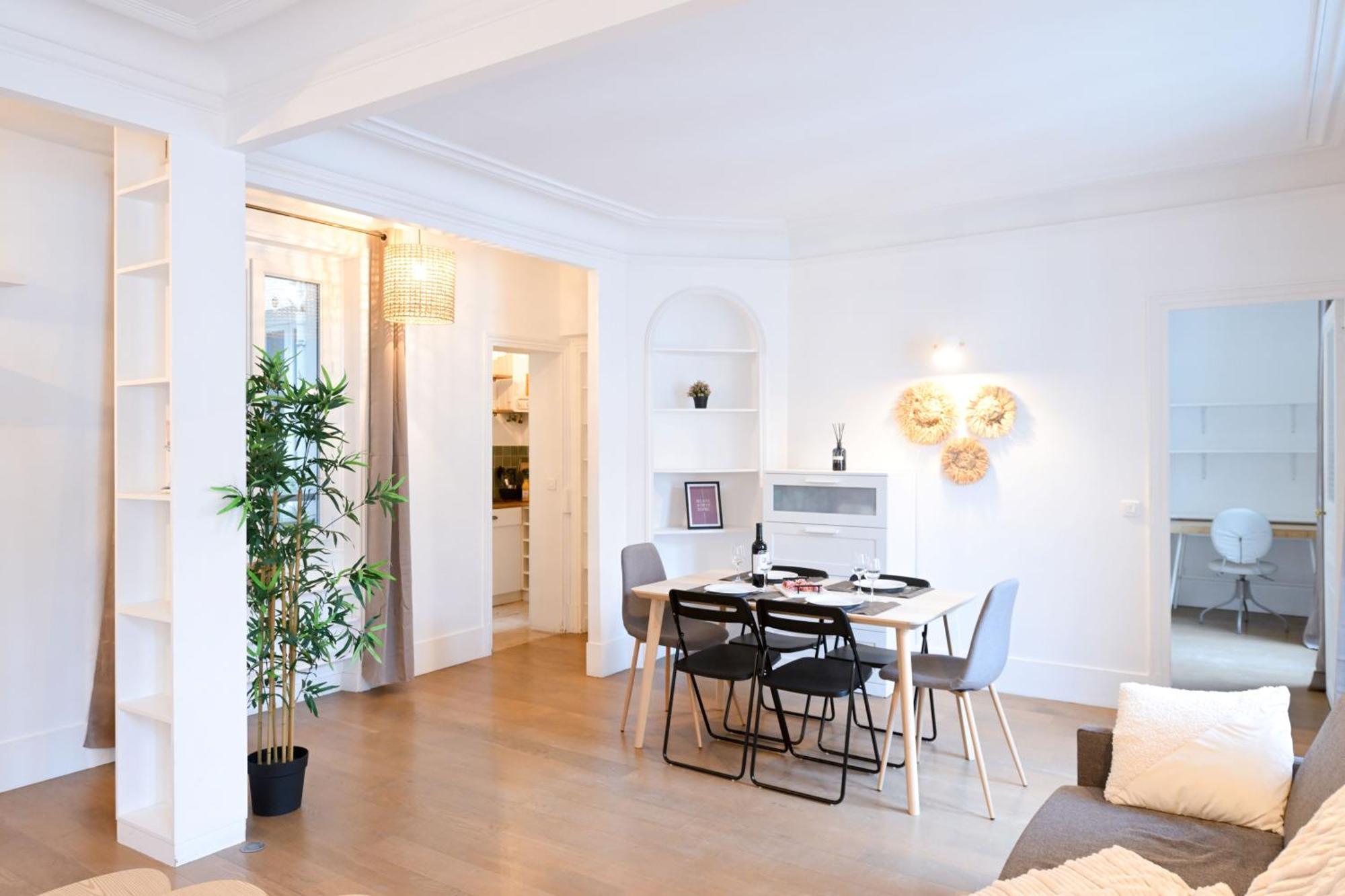 Haussmann Prestige Apartment *