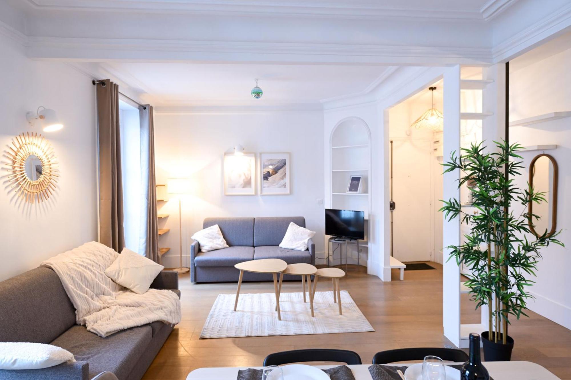Apartment Haussmann Prestige Paris