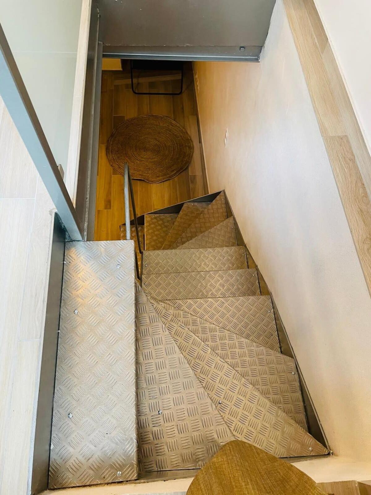Montmartre Sacre Coeur Superb Duplex Apartment *