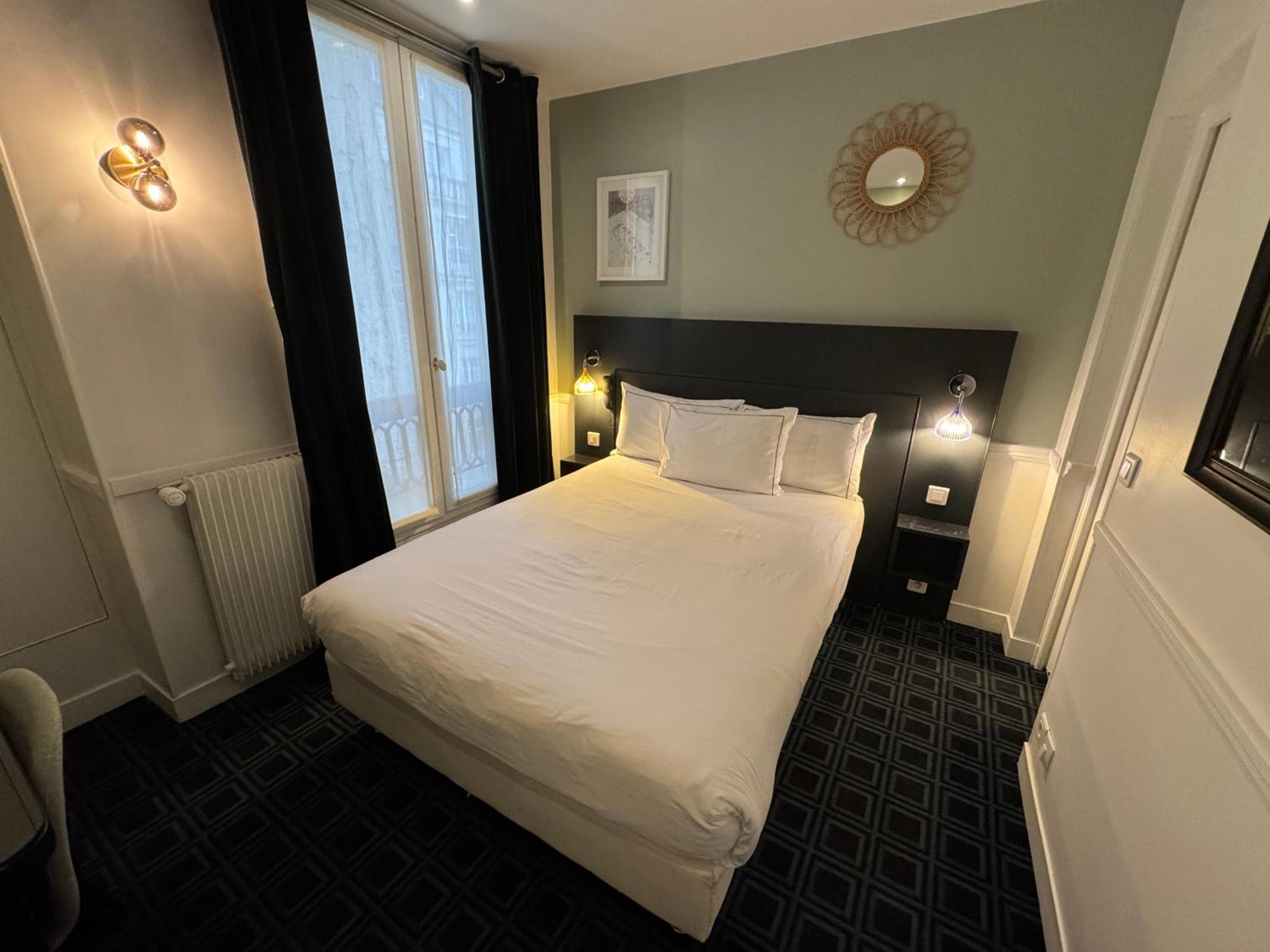 Etoile Trocadero 3*
