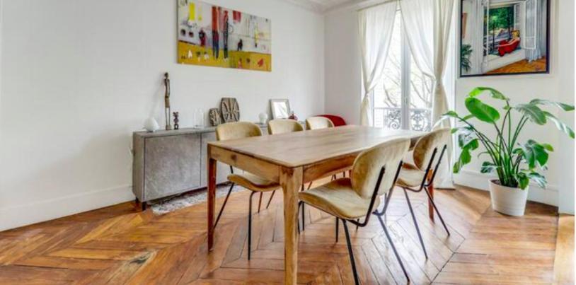 Apartment The Lady In Red - Romantic & Silky - Notre Dame