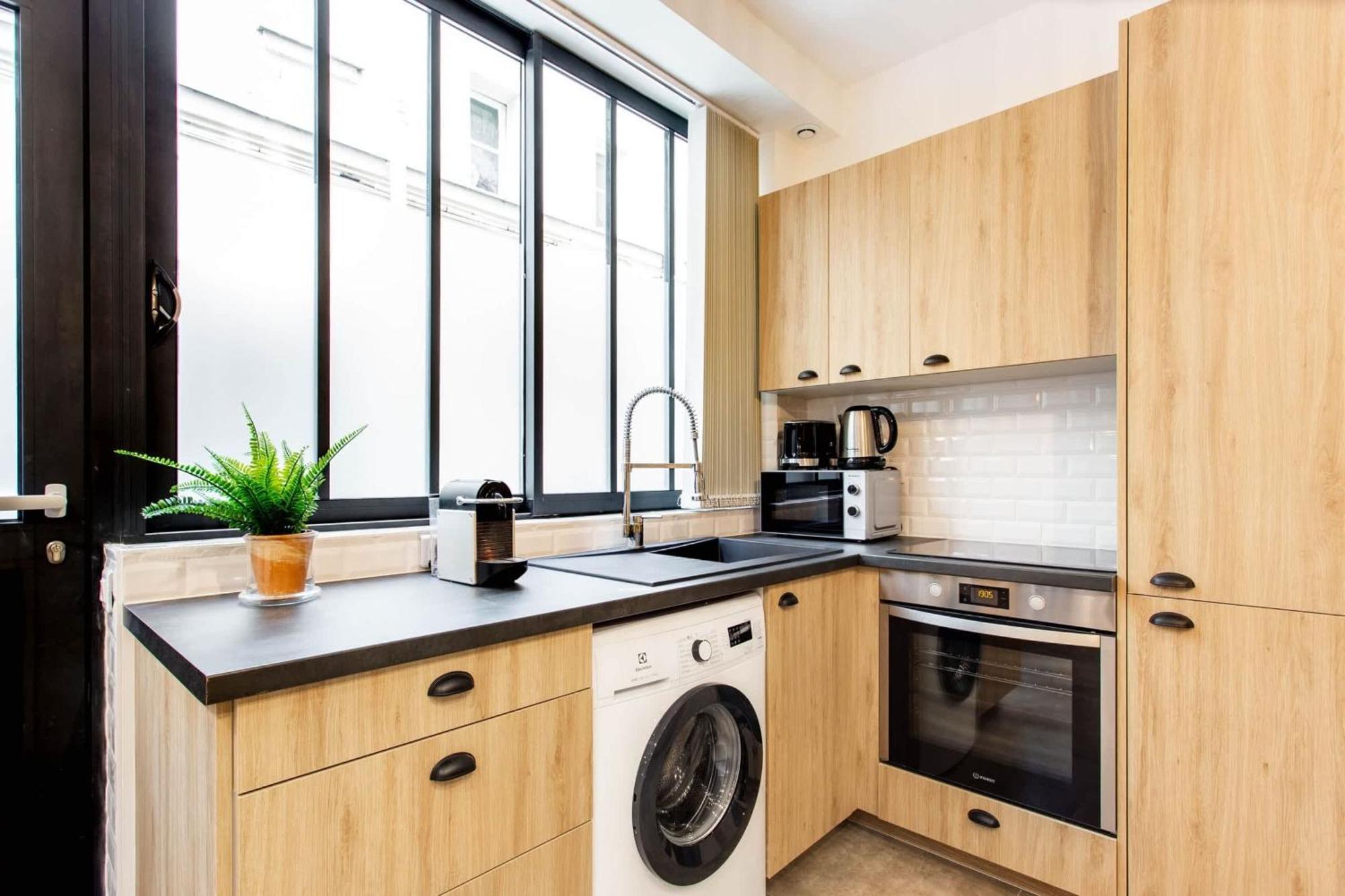 Amazing - 1br 4p - Bastille Apartment