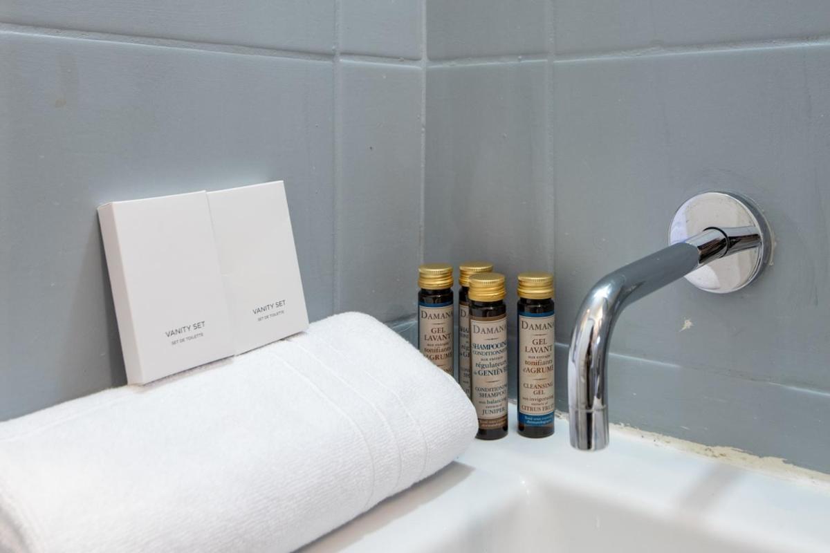 Stylish & Elegant I Metro Is Only 1minute Away I Near Montmartre Paris