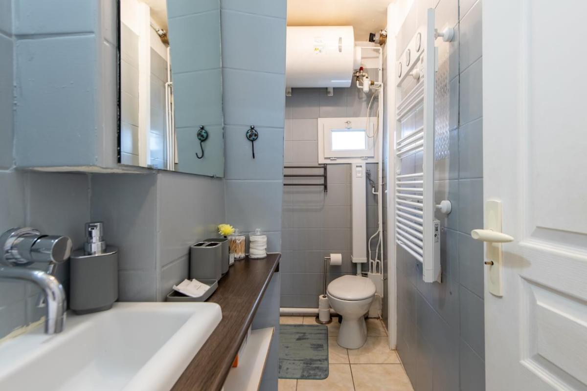 Stylish & Elegant I Metro Is Only 1minute Away I Near Montmartre Paris