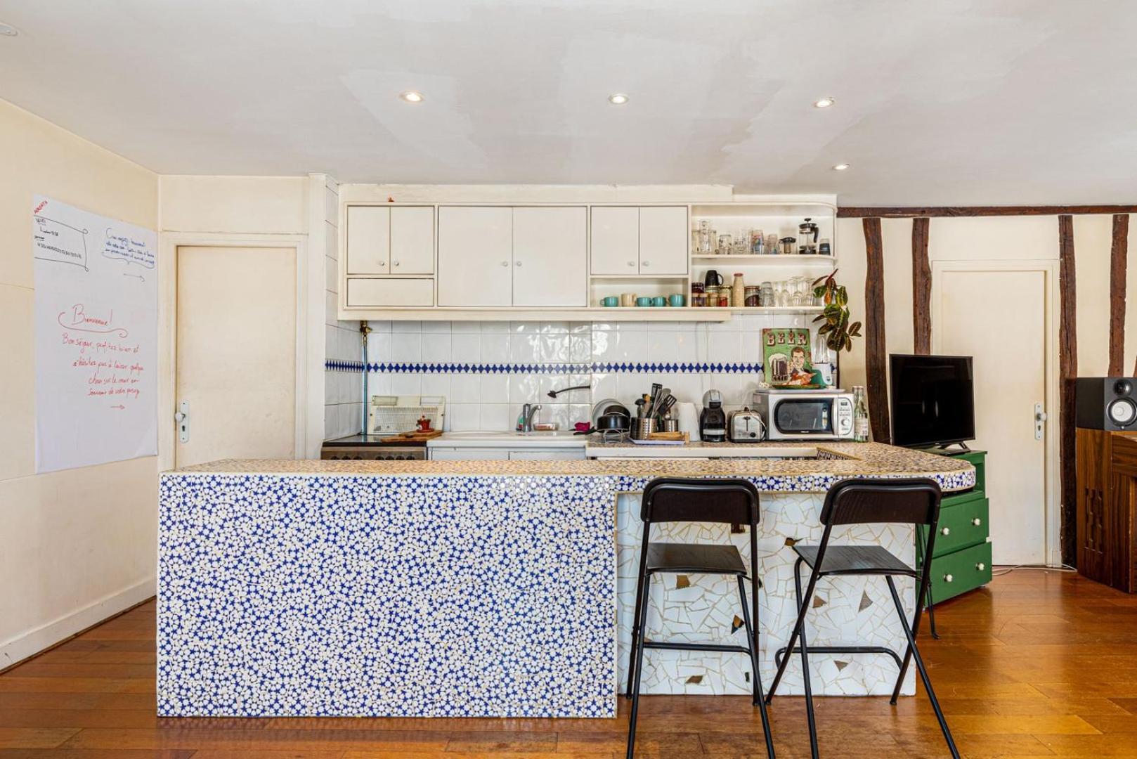 Guestready - Classic Parisian Near Bastille Apartment