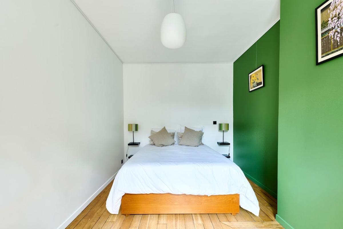 Apartment Le Grand Marais Metro Lines 1, 5, 8 Paris