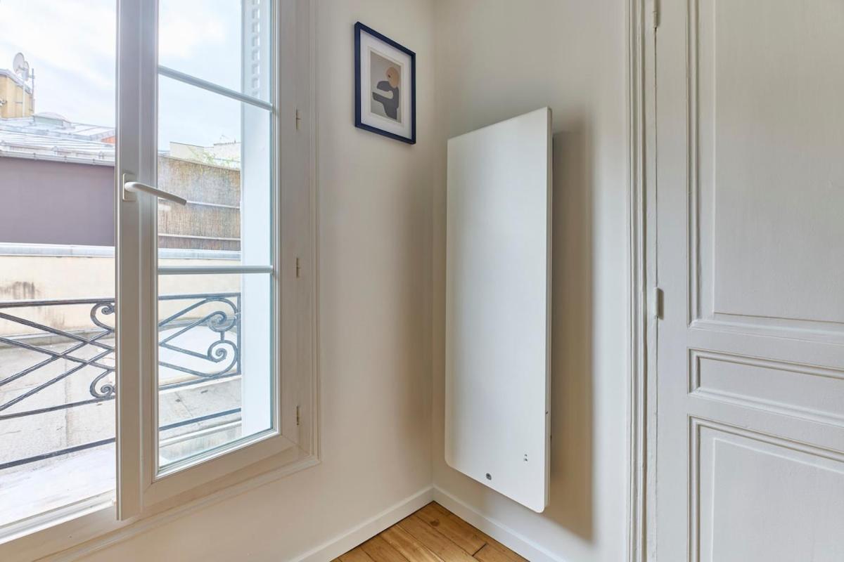 Apartment Le Grand Marais Metro Lines 1, 5, 8 *