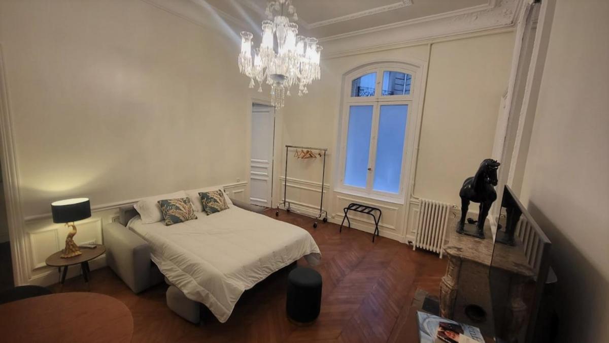 L'atrium Foch Apartment Paris
