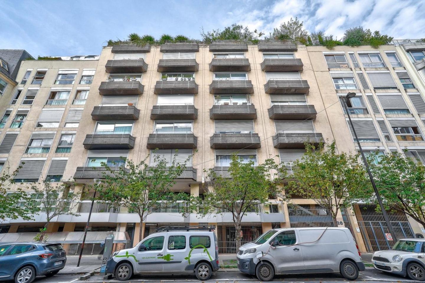 Lumineux Balcon Apartment *