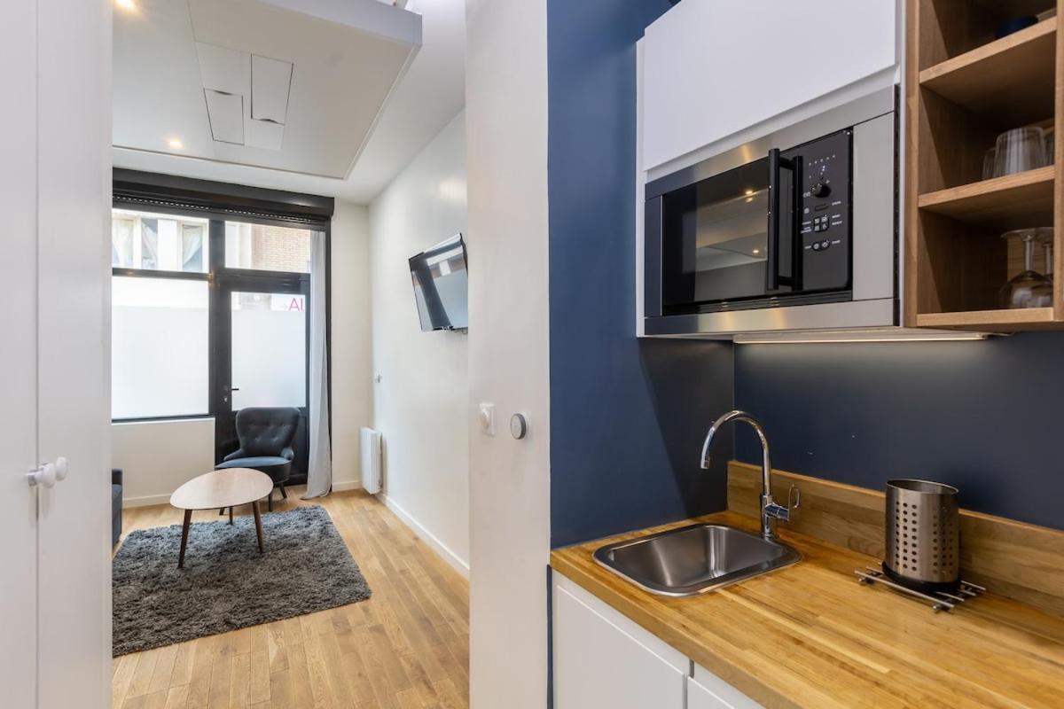 Cosy 1 - Grenelle Eiffel Tower Apartment *