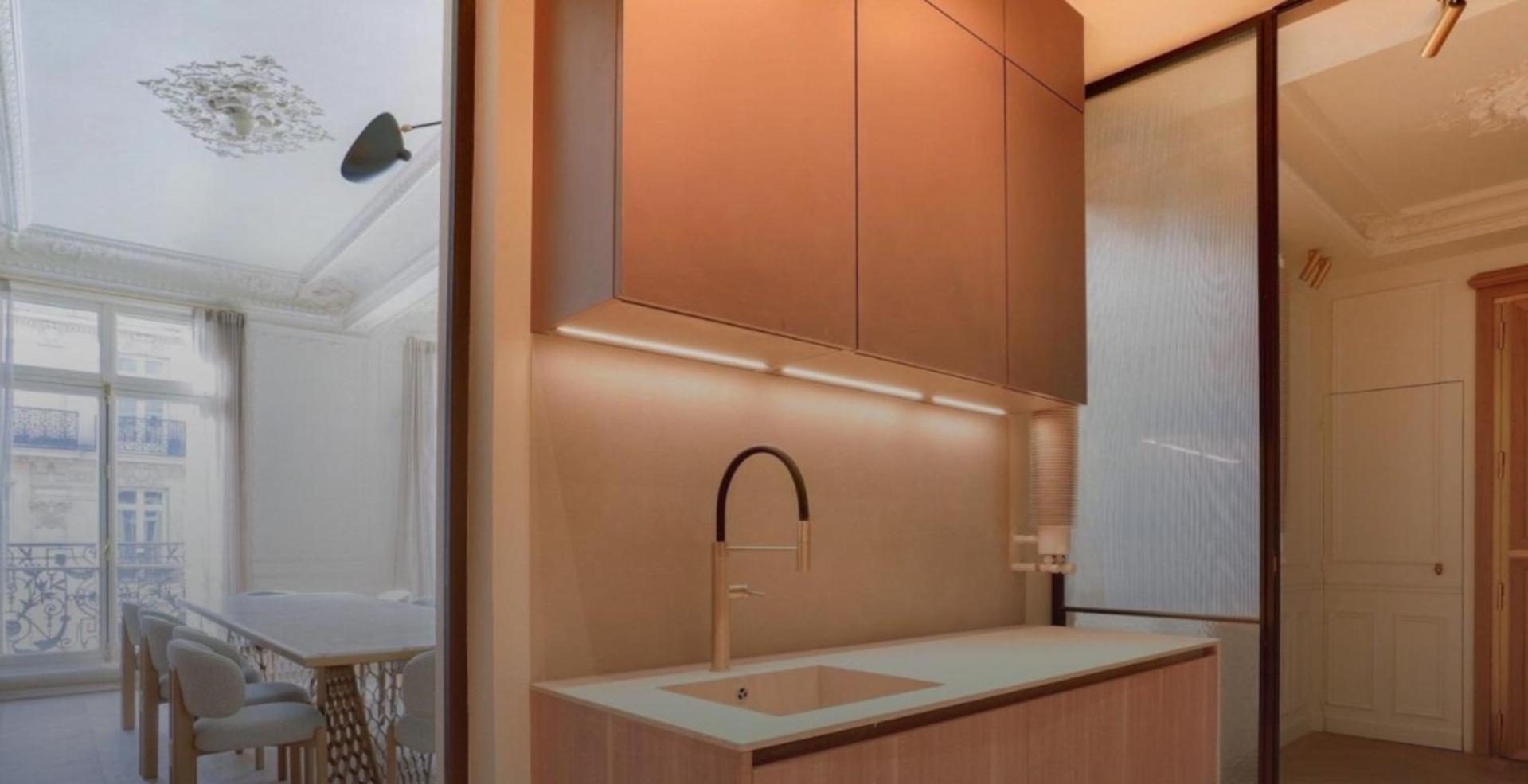Rue De La Sourdiere In Apartment Paris