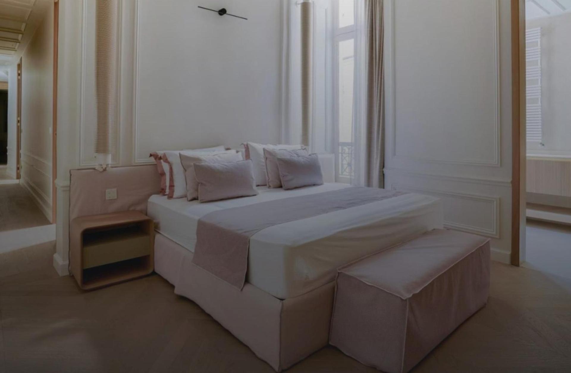 Apartment Rue De La Sourdiere In