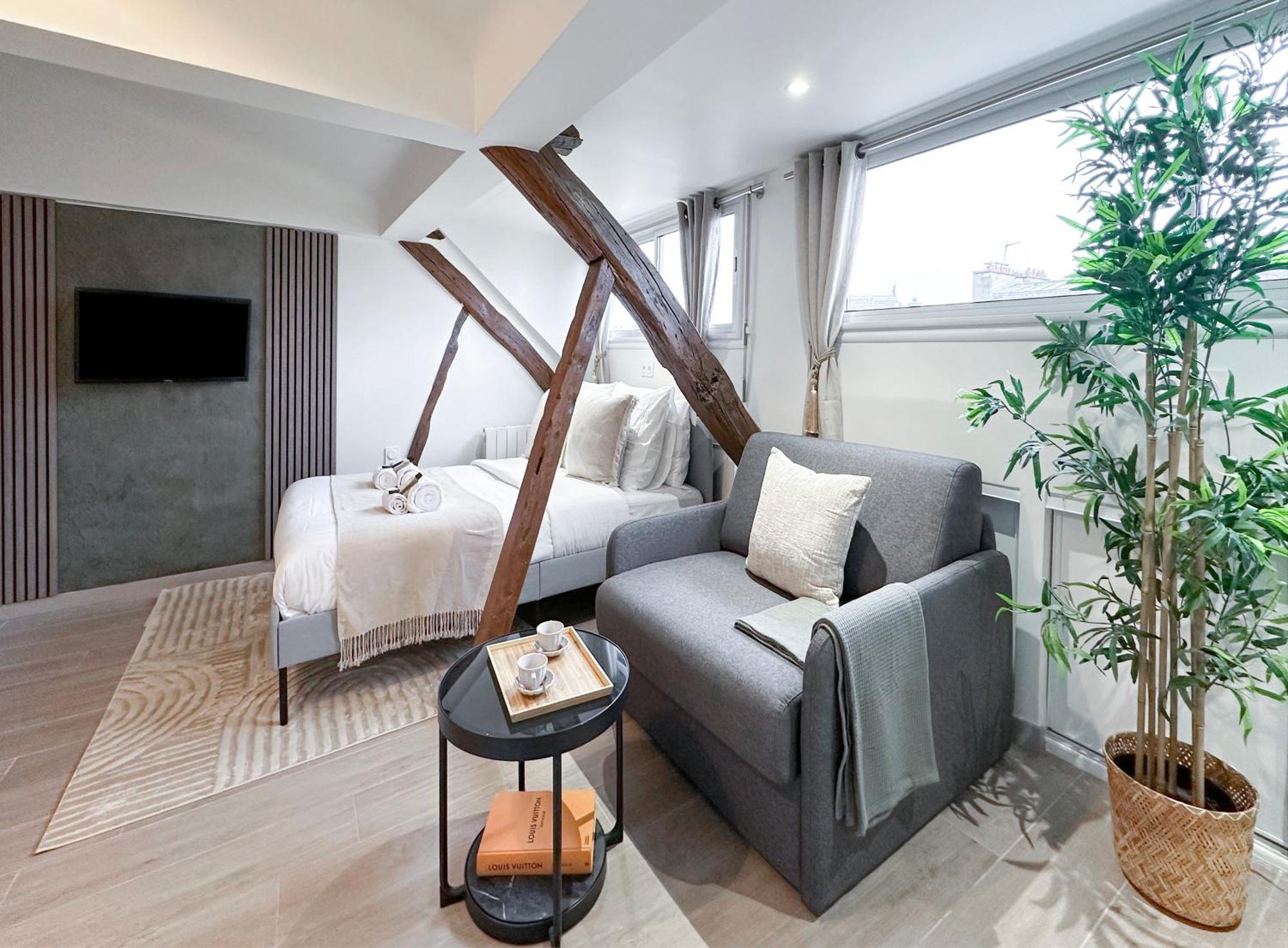 Brand New Near La Madeleine ! Appartement Paris