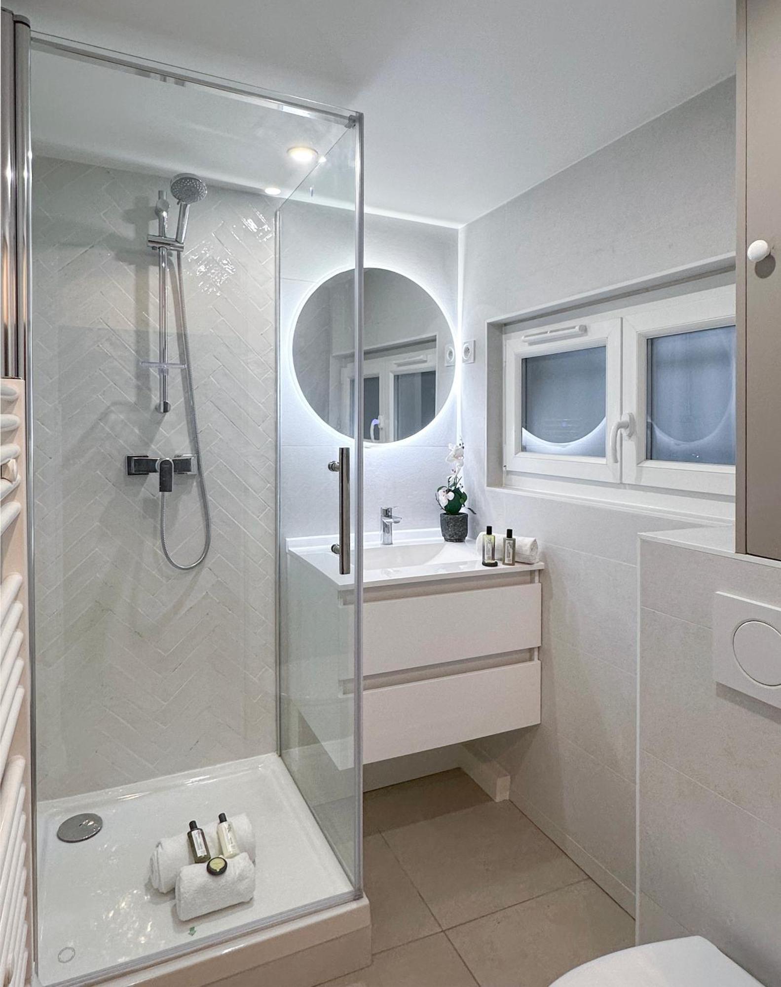 Brand New Near La Madeleine ! Appartement Paris