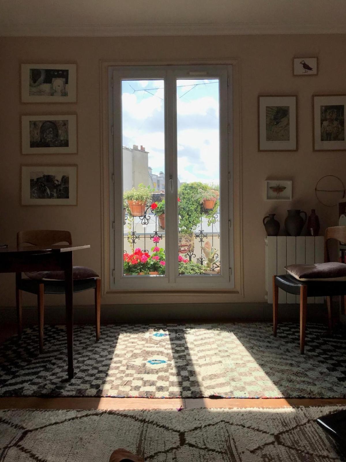 Cozy Montmartre With Views Over Rooftops * Paris