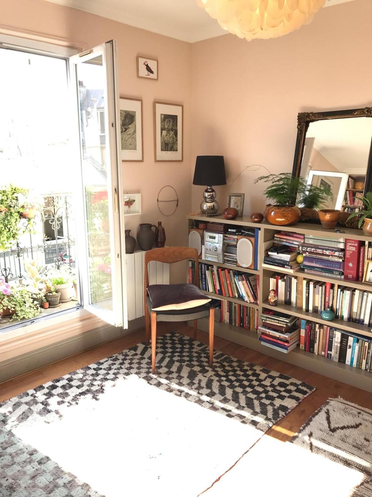 Apartment Cozy Montmartre With Views Over Rooftops Paris