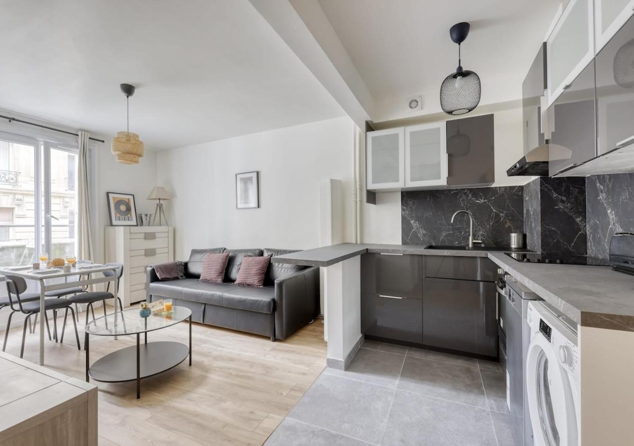 Apartment Splendid 2bdrs Flat With Balcony-paris 15 - Mid T Paris