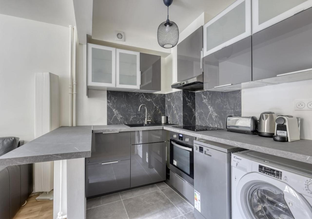 Splendid 2bdrs Flat With Balcony-paris 15 - Mid T Paris