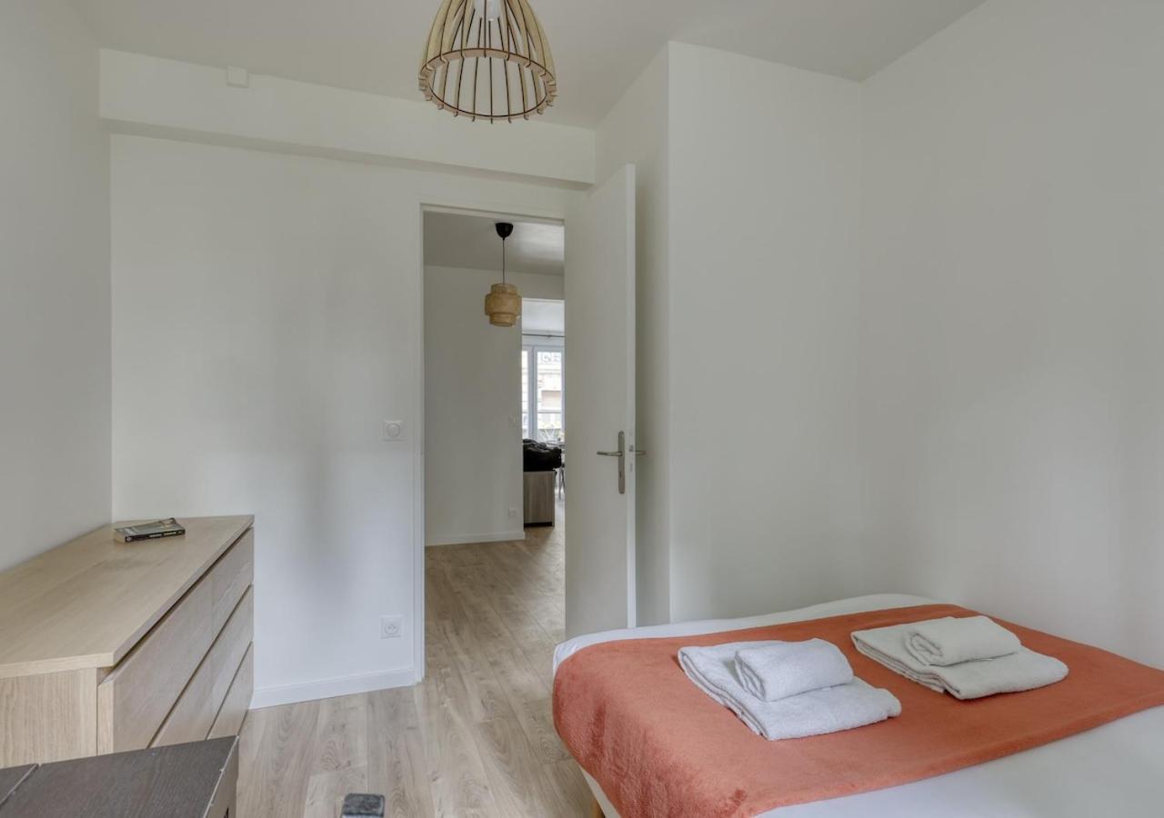 Apartment Splendid 2bdrs Flat With Balcony-paris 15 - Mid T *