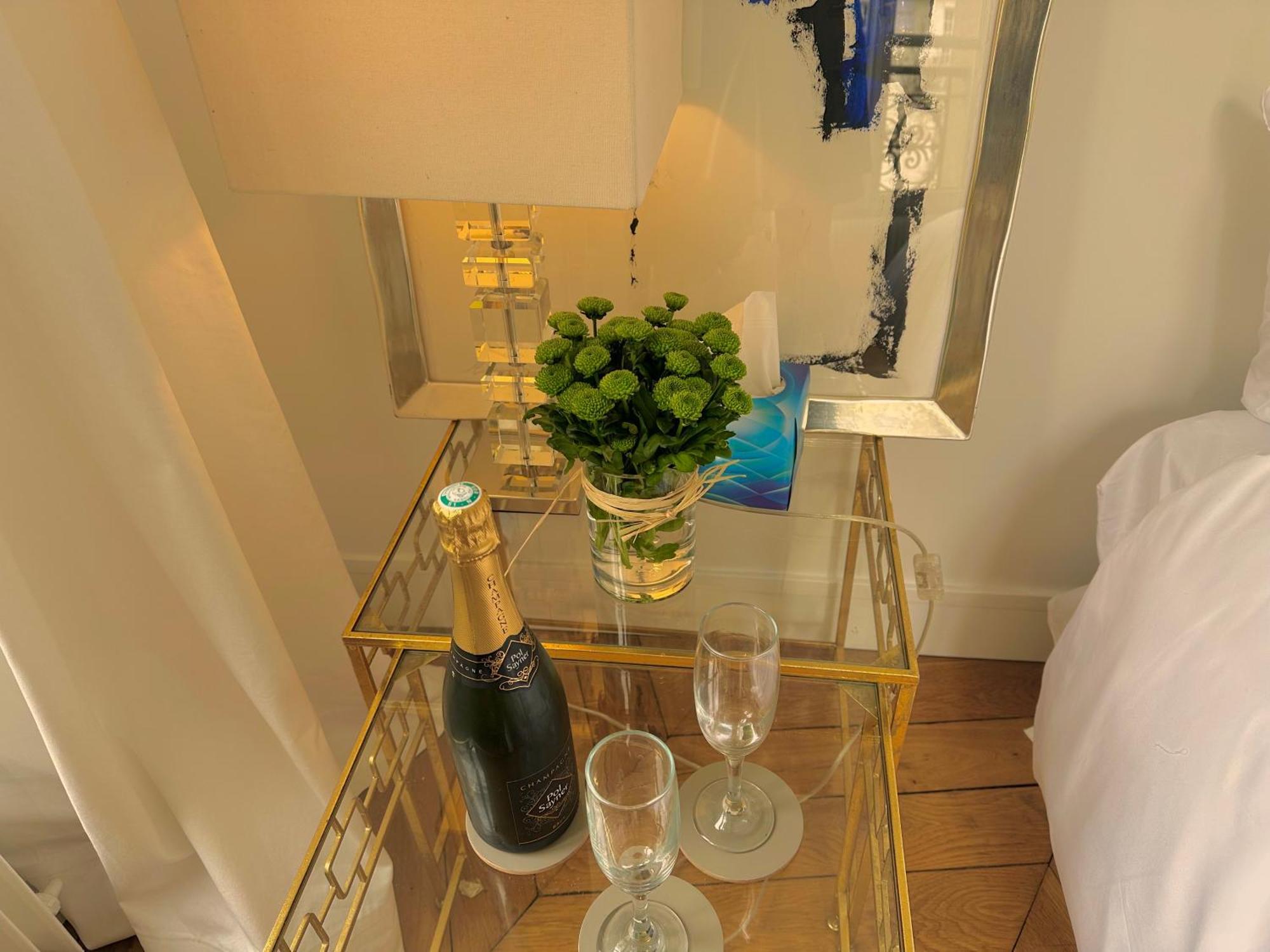 Apartamento Luxury With A View Of The Eiffel Tower *