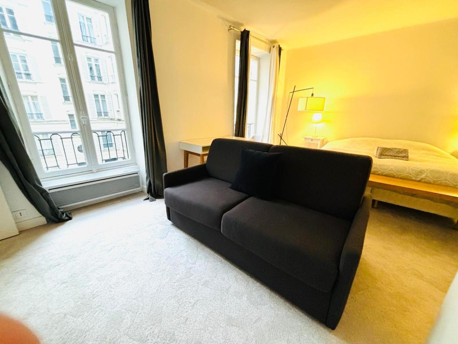 Champ De Mars Grenelle Apartment