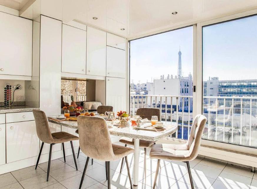 Trocadero De Luxe Apartment