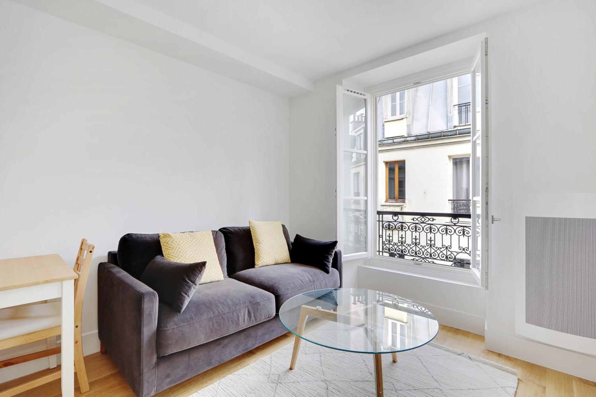 Flexliving - One-bedroom - Leriche Apartment