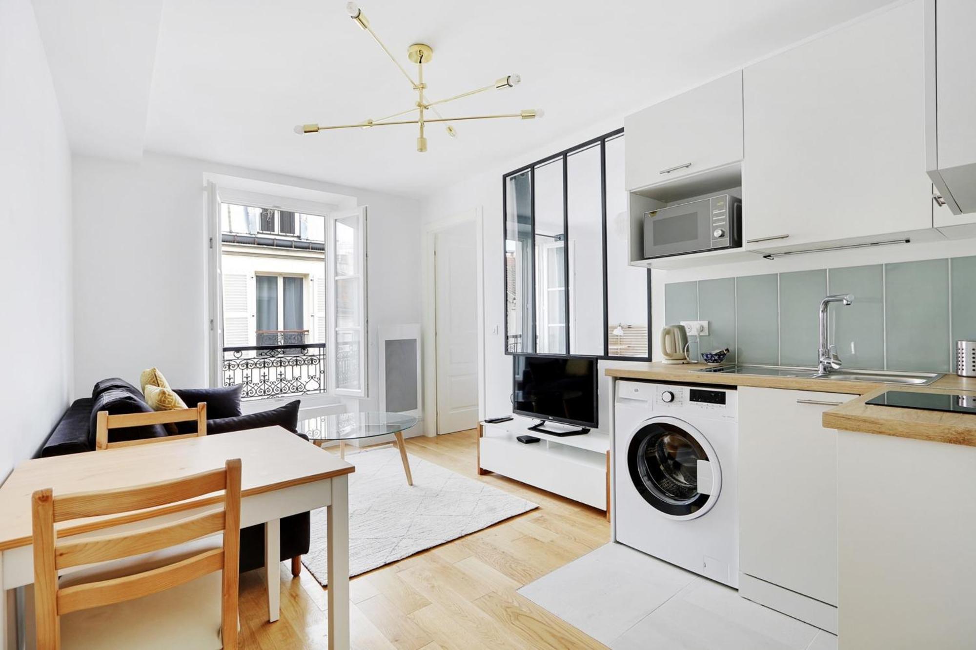 Flexliving - One-bedroom - Leriche Apartment *