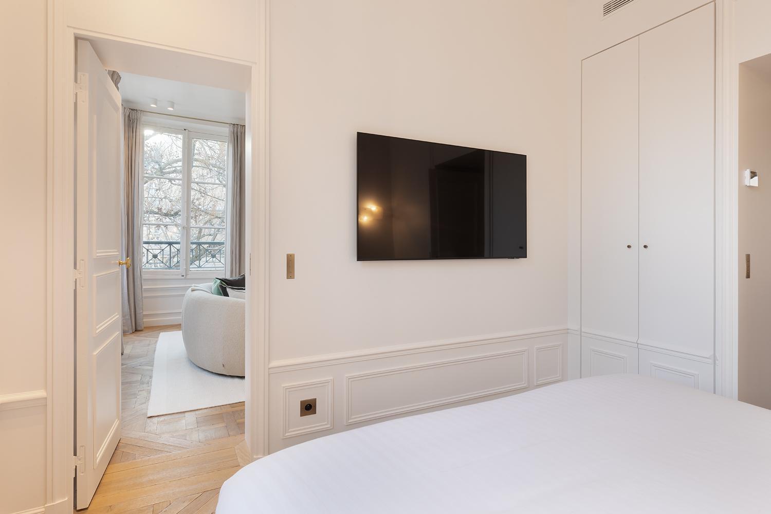Pick A Flat's In Saint-germain - Place Furstemberg * Paris