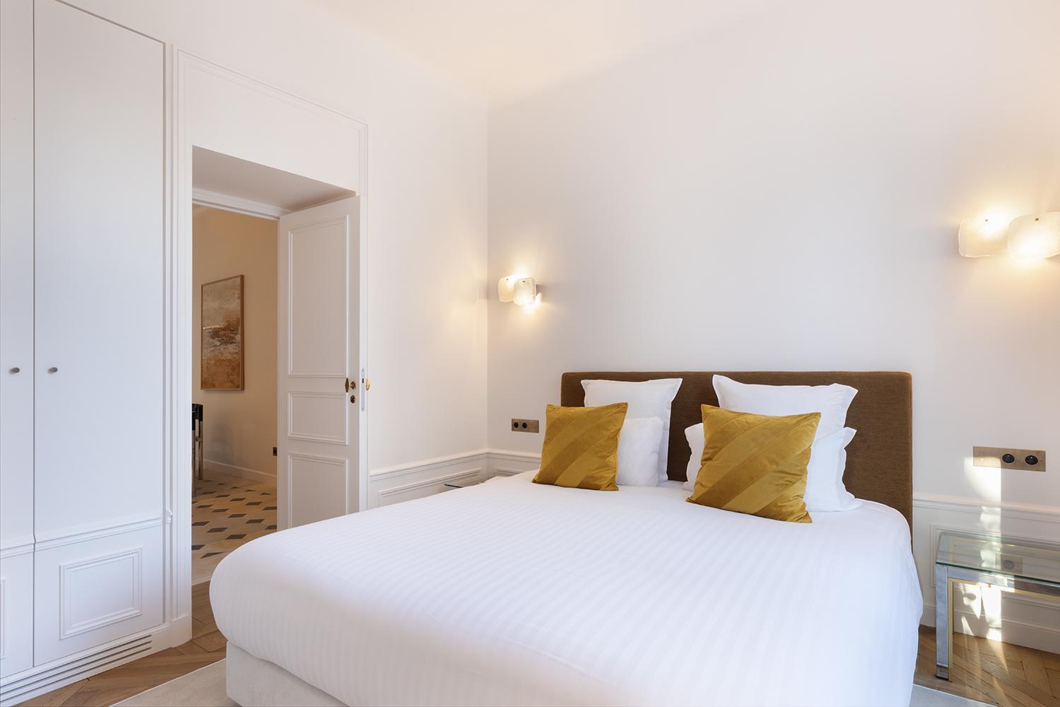 Apartment Pick A Flat's In Saint-germain - Place Furstemberg *