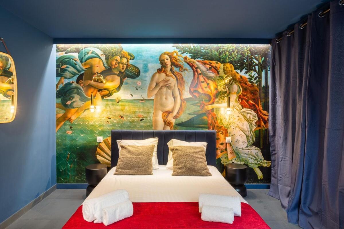 Arc De Triomphe Romantic Jacuzzi Saphir Apartment *