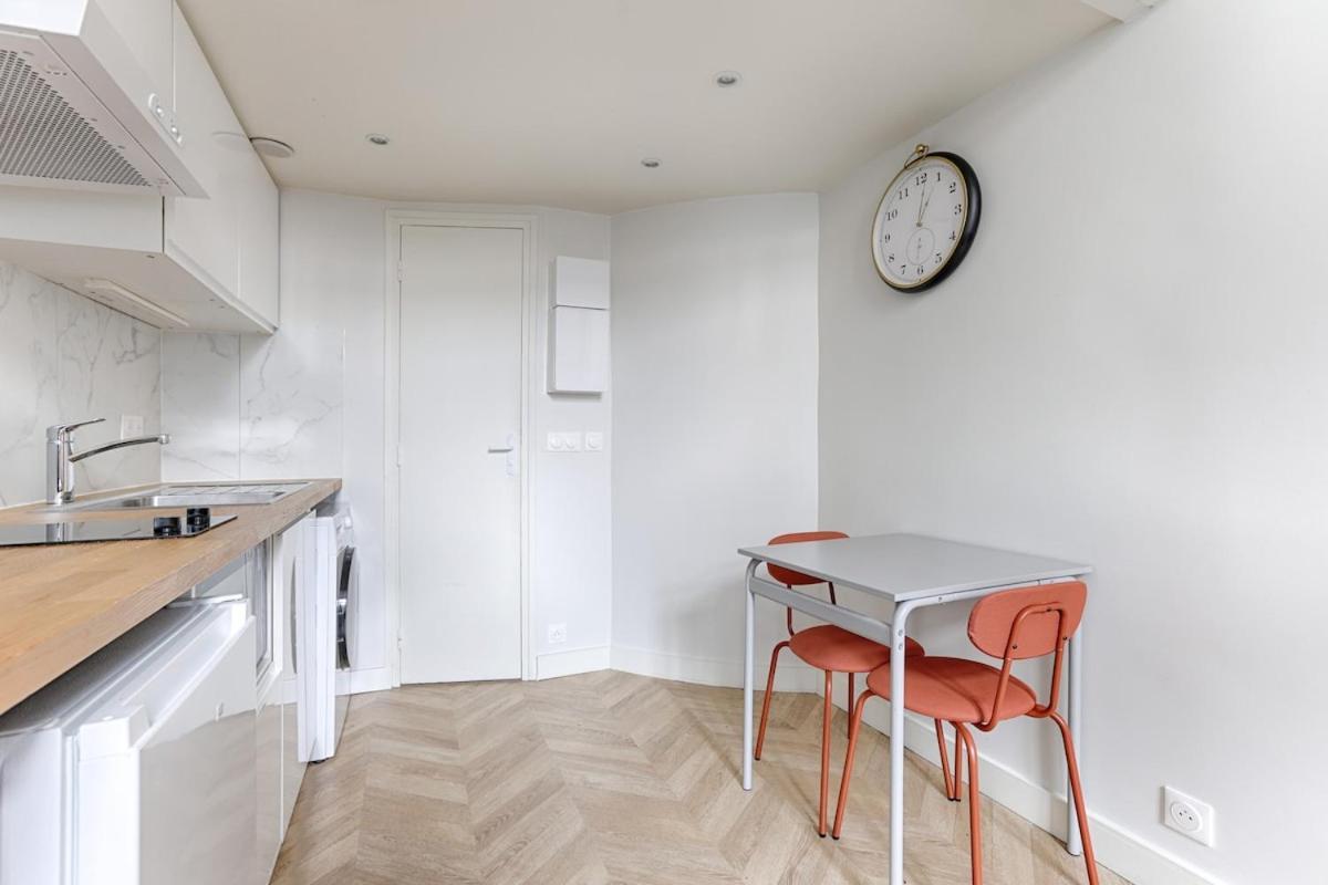 Cosy In Batignolles Apartment *