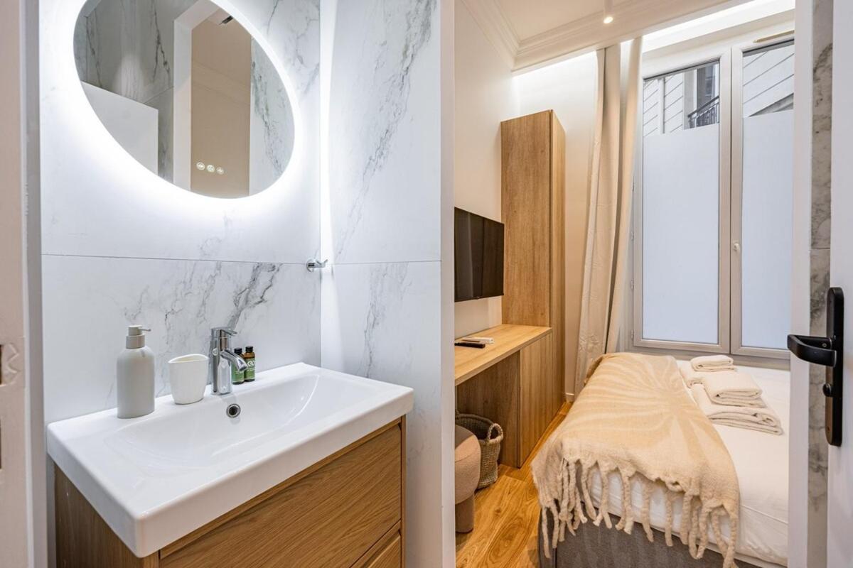2br-2bathrooms-6pers-montparnasse-paris 15-ac Apartment