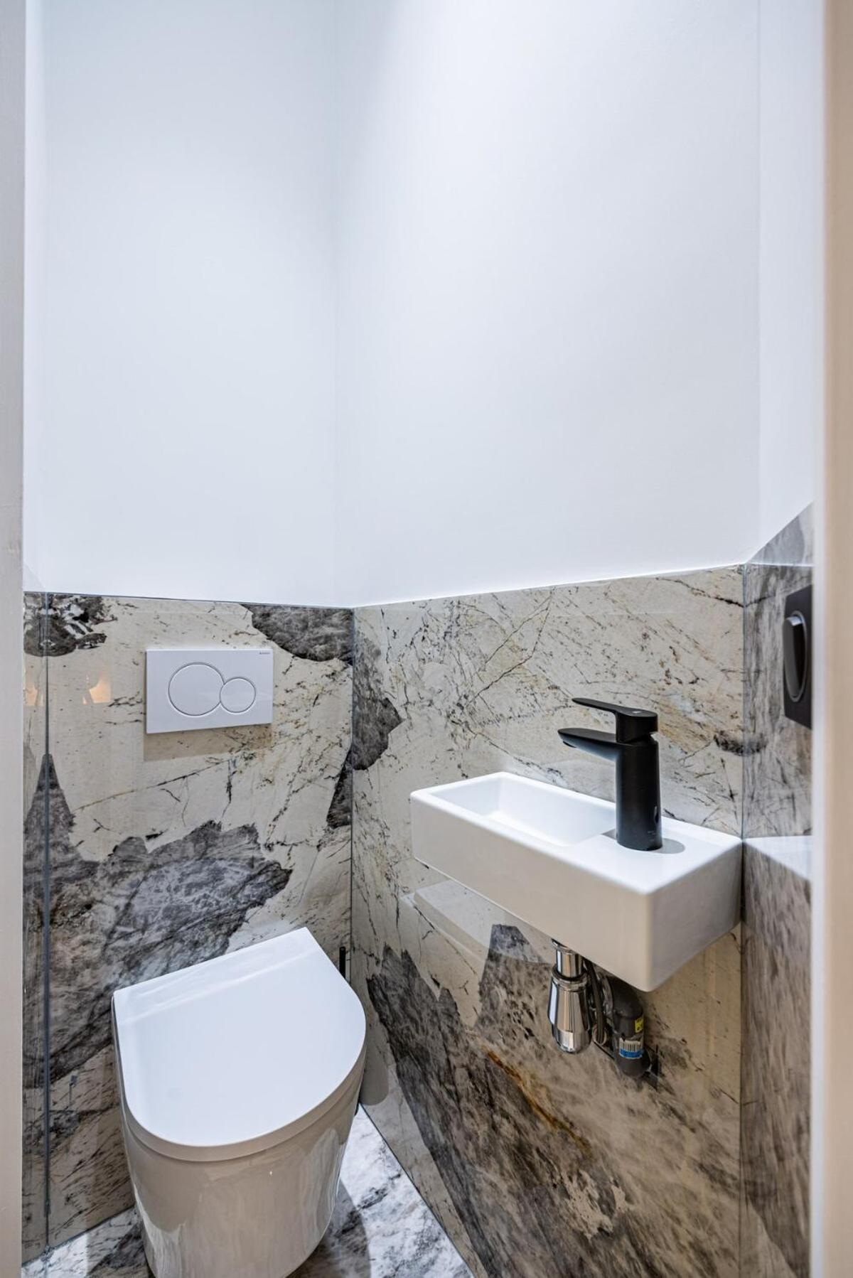2br-2bathrooms-6pers-montparnasse-paris 15-ac Apartment *
