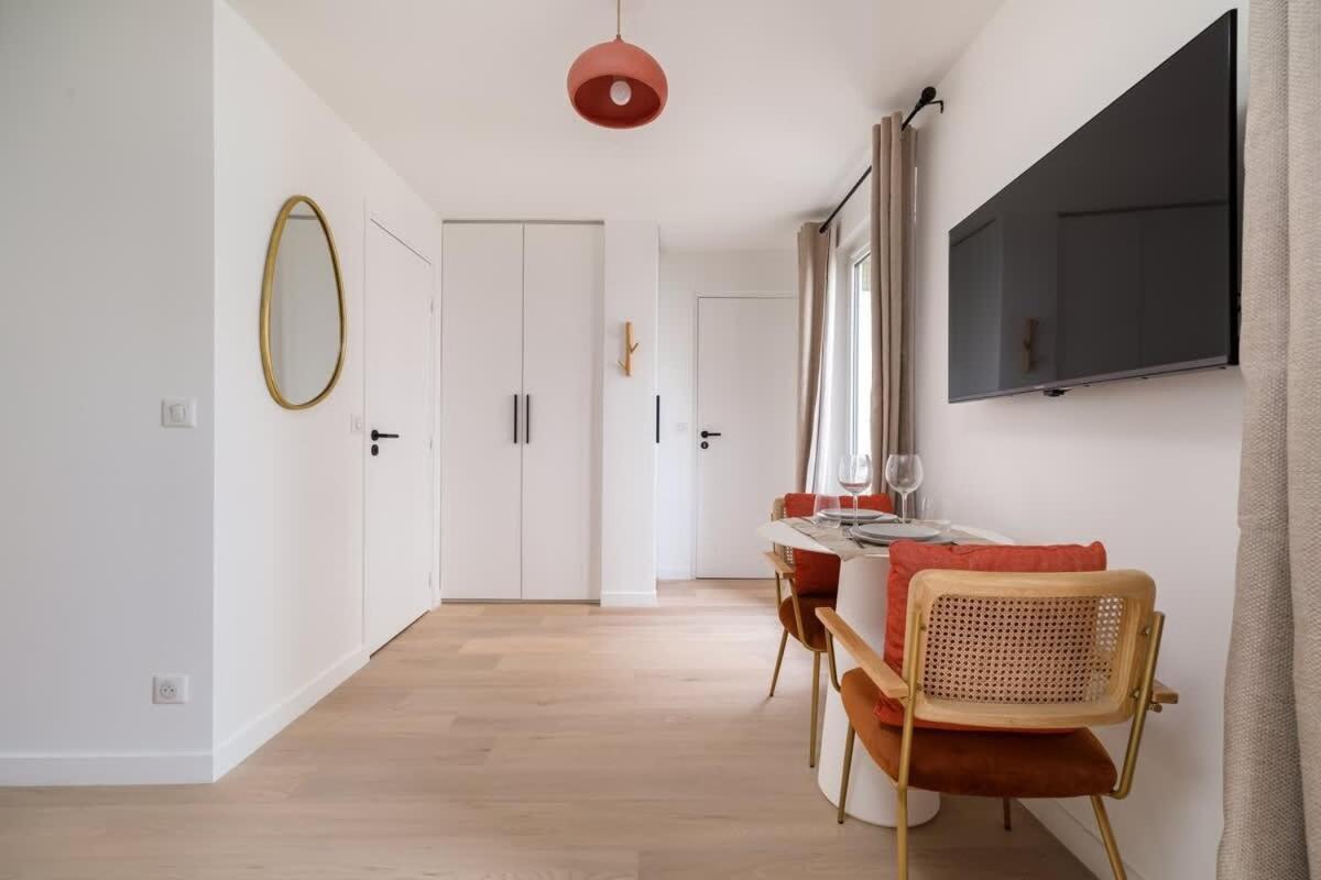 Sereners - Charming Serviced - Saint Germain Apartment Paris