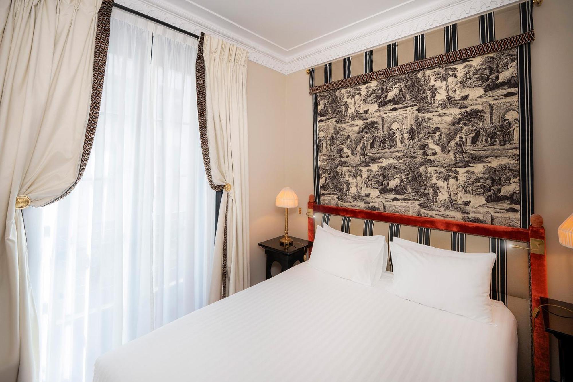Maison Athenee Hotel