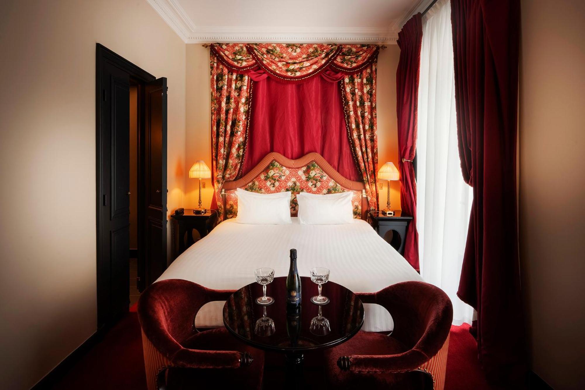 Hotel Maison Athenee Paris