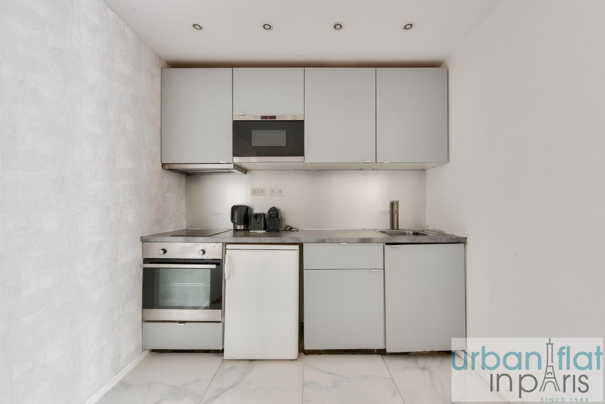 04 Flat Montorgeuil 3 Appartement *