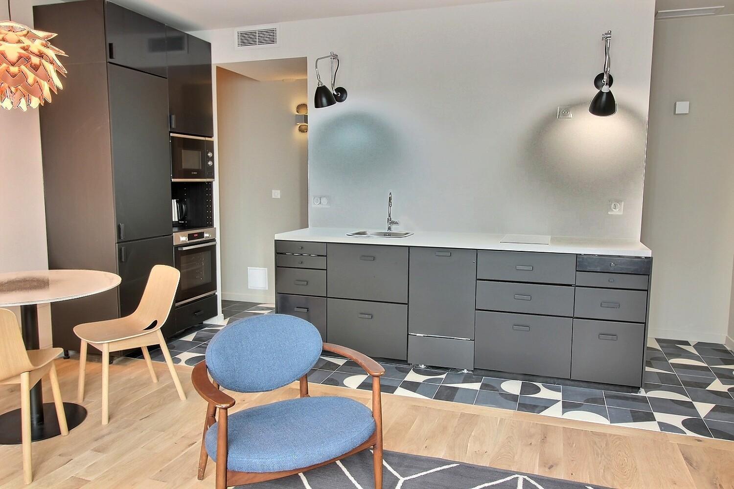 Apartment Parisian L Marais Paris