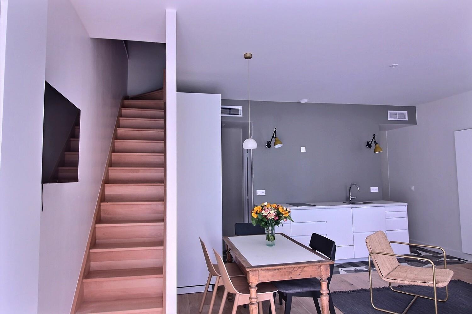 Parisian L Marais Apartment *