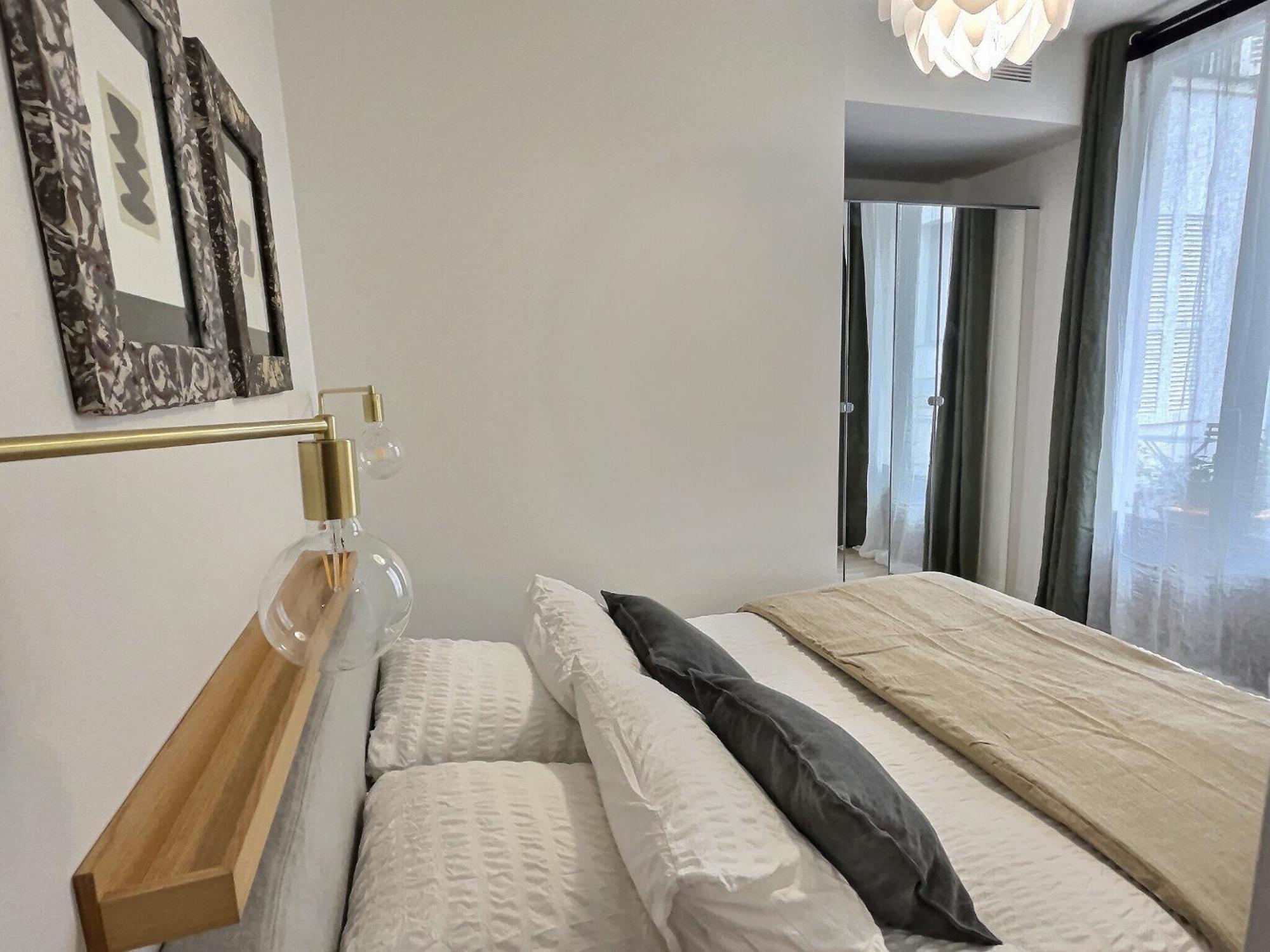 Apartment Parisian L Marais