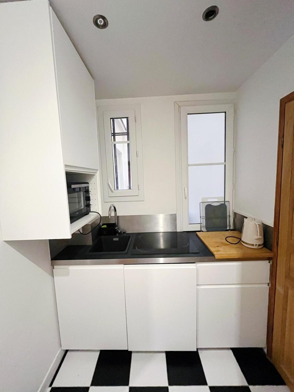 Stylish And Bright 35m2 11eme Apartment Paris
