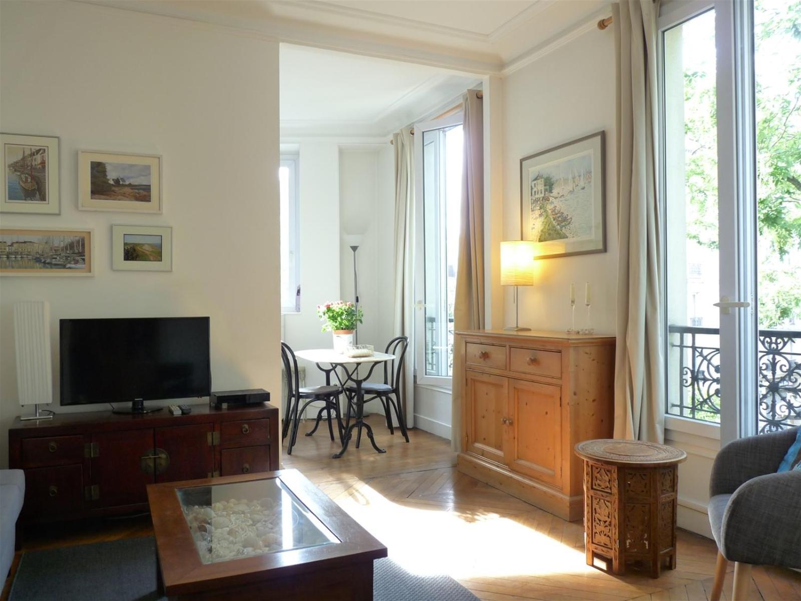 Le Alesia * Paris