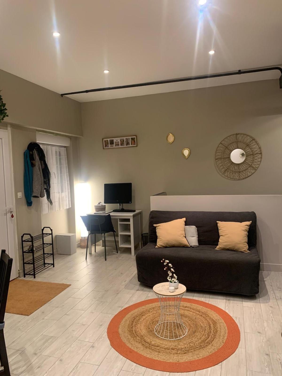 Apartment Montmartre Shelter